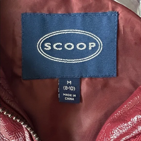 Scoop Women's Crinkle Faux Patent Leather Cropped Bomber Jacket - Picture 2 of 14